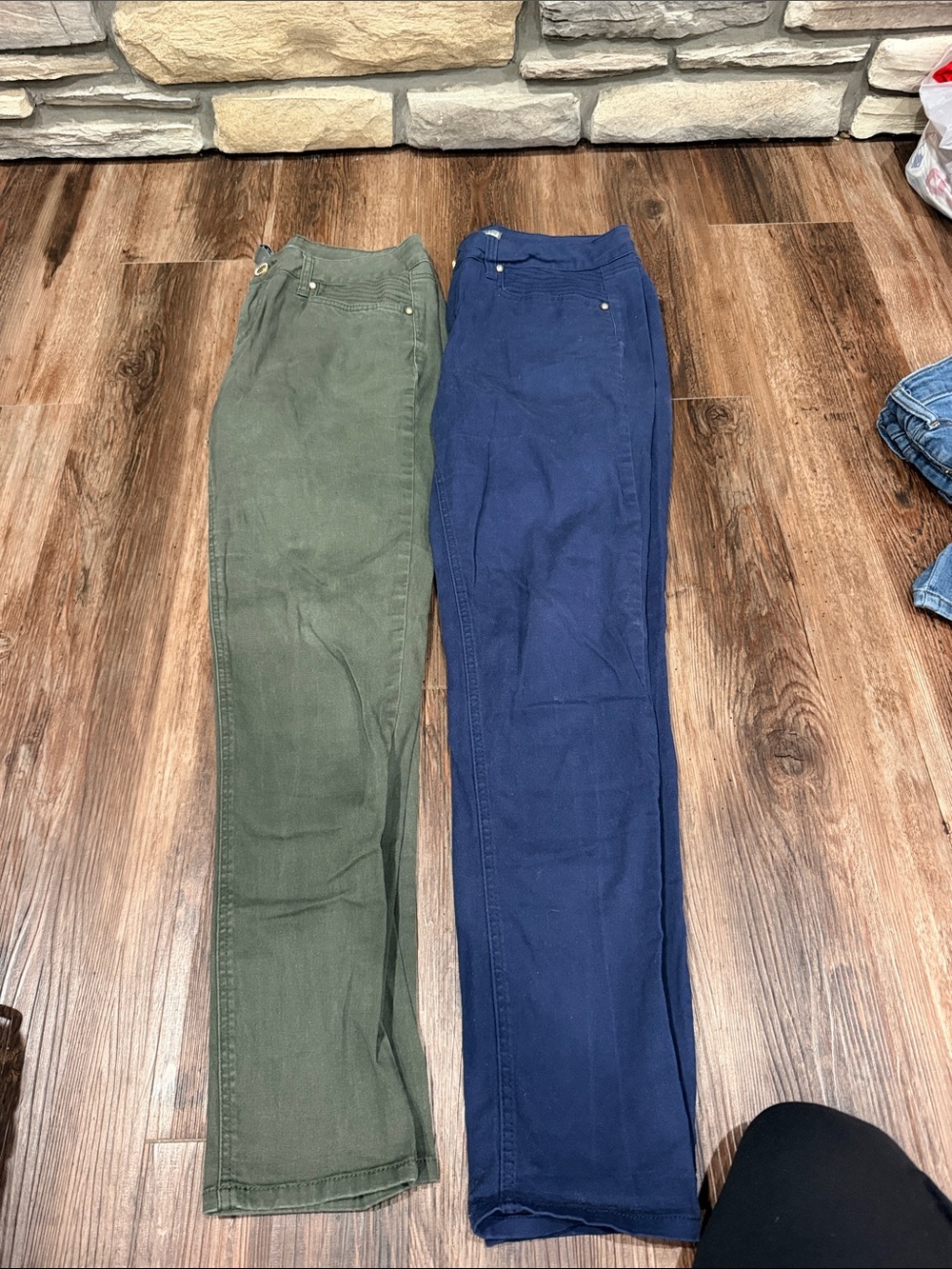 Women's Olive Green and Navy Straight-Leg Chinos